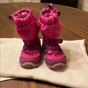 Stride Rite Girls M2P Sneaker Boot